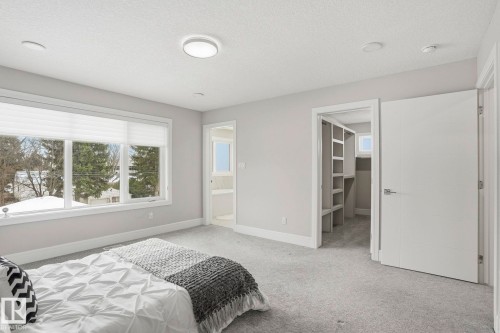 10633 64 Avenue, Edmonton, AB - Indoor Photo Showing Bedroom