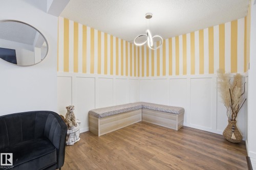 15016 51 Street, Edmonton, AB - Indoor Photo Showing Other Room