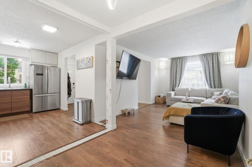 15016 51 Street, Edmonton, AB - Indoor