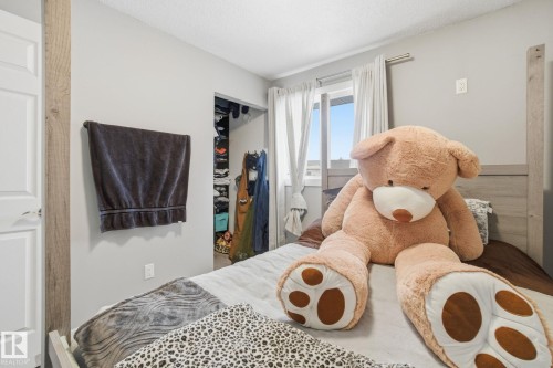 15016 51 Street, Edmonton, AB - Indoor Photo Showing Bedroom
