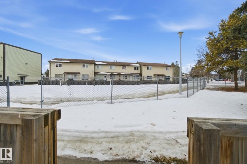 15016 51 Street, Edmonton, AB - Outdoor