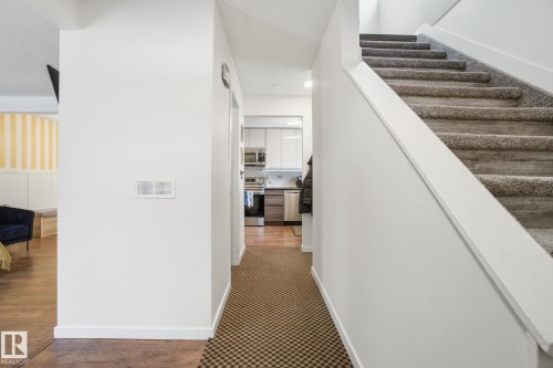 15016 51 Street, Edmonton, AB - Indoor Photo Showing Other Room