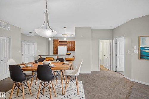 112 2503 Hanna Crescent, Edmonton, AB - Indoor Photo Showing Dining Room