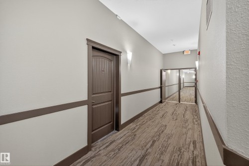 112 2503 Hanna Crescent, Edmonton, AB - Indoor Photo Showing Other Room