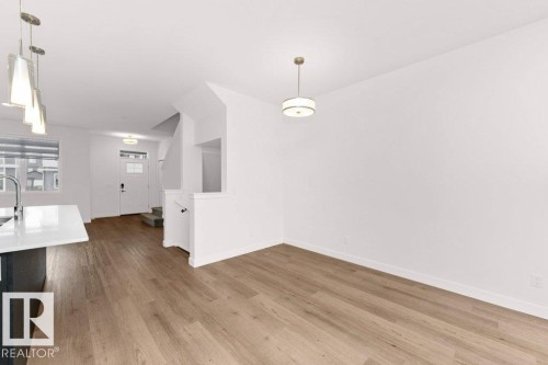 1529 Plum Circle, Edmonton, AB - Indoor