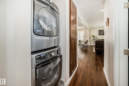 29 Sunset Boulevard, St. Albert, AB - Indoor Photo Showing Laundry Room