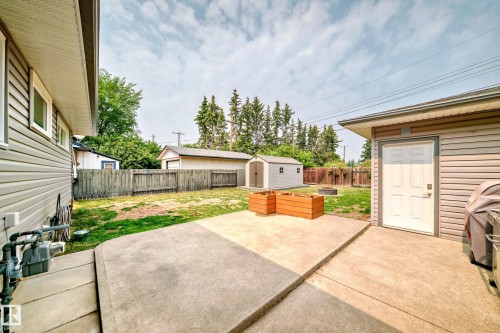 29 Sunset Boulevard, St. Albert, AB - Outdoor With Exterior