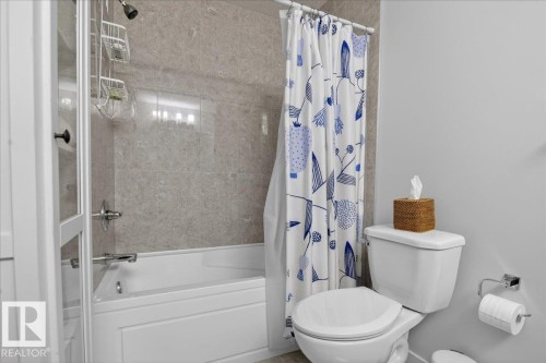 290 Rolston Wynd, Leduc, AB - Indoor Photo Showing Bathroom