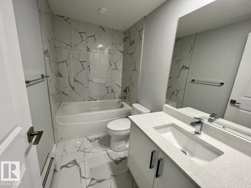 290 Rolston Wynd, Leduc, AB - Indoor Photo Showing Bathroom