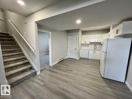 290 Rolston Wynd, Leduc, AB - Indoor