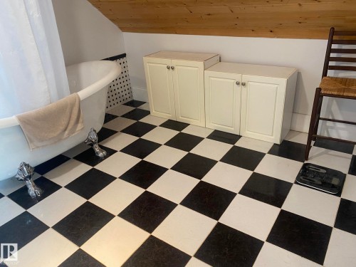 12811 121 Street, Edmonton, AB - Indoor Photo Showing Other Room