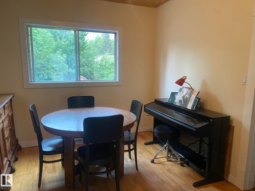 12811 121 Street, Edmonton, AB - Indoor Photo Showing Dining Room