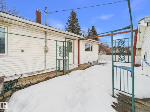 View of patio / terrace featuring a deck - 13523 124B Avenue, Edmonton, AB - Outdoor With Exterior