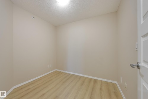 404 6070 Schonsee Way, Edmonton, AB - Indoor Photo Showing Other Room