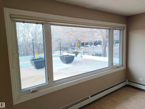 101 9737 112 Street, Edmonton, AB - Indoor Photo Showing Other Room