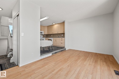 3543 46 Street, Edmonton, AB - Indoor