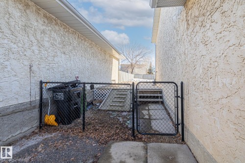 3543 46 Street, Edmonton, AB - Outdoor