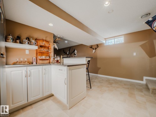 3204 113B Street, Edmonton, AB - Indoor