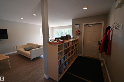 64 53206 Rge Road 55 A, Rural Parkland County, AB - Indoor Photo Showing Other Room