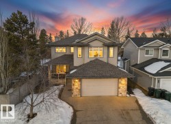 74 LINKSVIEW Drive  Spruce Grove, AB T7X 4A6