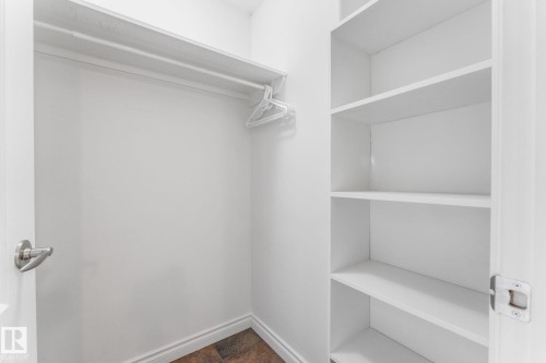 74 Linksview Drive, Spruce Grove, AB - Indoor With Storage