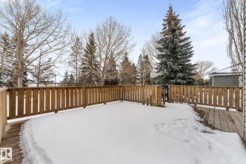 74 Linksview Drive, Spruce Grove, AB - Outdoor