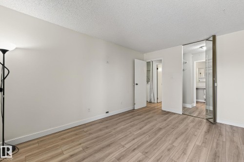 1106 Saddleback Road, Edmonton, AB - Indoor Photo Showing Other Room