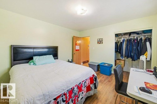 4704 54 Avenue, Wetaskiwin, AB - Indoor Photo Showing Bedroom