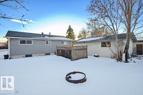 4704 54 Avenue, Wetaskiwin, AB - Outdoor