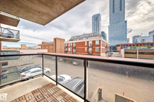 304 10303 105 Street, Edmonton, AB - Outdoor