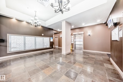 304 10303 105 Street, Edmonton, AB - Indoor Photo Showing Other Room