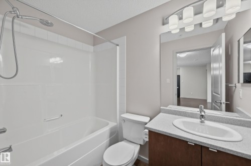 309 508 Albany Way, Edmonton, AB - Indoor Photo Showing Bathroom
