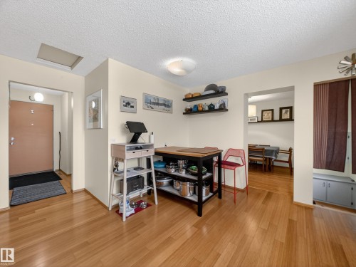 11008 40 Avenue, Edmonton, AB - Indoor Photo Showing Other Room