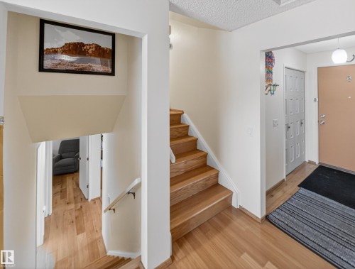 11008 40 Avenue, Edmonton, AB - Indoor Photo Showing Other Room