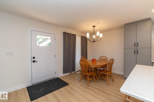 56 Brazeau Drive, Devon, AB - Indoor Photo Showing Dining Room