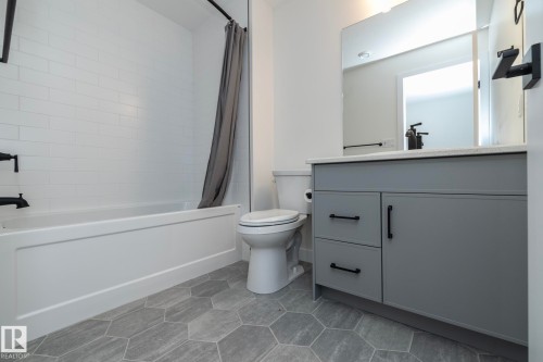 56 Brazeau Drive, Devon, AB - Indoor Photo Showing Bathroom