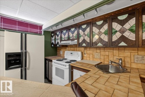 Basement - Edmonton, AB - Indoor Photo Showing Kitchen