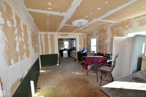 5207 Pyrogy Drive, Glendon, AB - Indoor Photo Showing Other Room