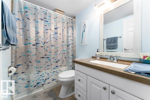 701 10155 114 Street, Edmonton, AB - Indoor Photo Showing Bathroom