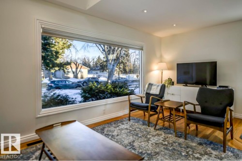 14343 92A Avenue, Edmonton, AB - Indoor