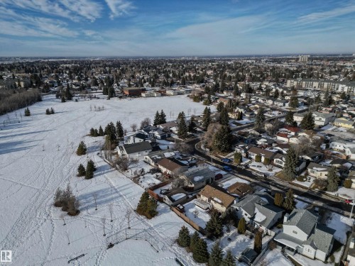 Snowy aerial view with a residential view - 4423 18 Avenue, Edmonton, AB - Outdoor With View