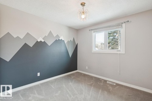 2524 106 Street, Edmonton, AB - Indoor Photo Showing Other Room