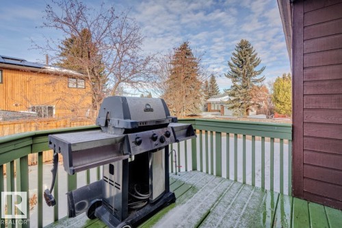 2524 106 Street, Edmonton, AB - Outdoor