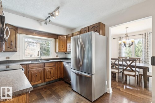 2524 106 Street, Edmonton, AB - Indoor Photo Showing Kitchen With Double Sink