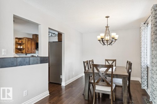 2524 106 Street, Edmonton, AB - Indoor Photo Showing Dining Room