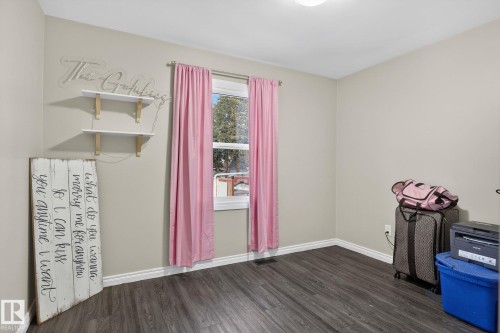 5 Langley Drive, Fort Saskatchewan, AB - Indoor