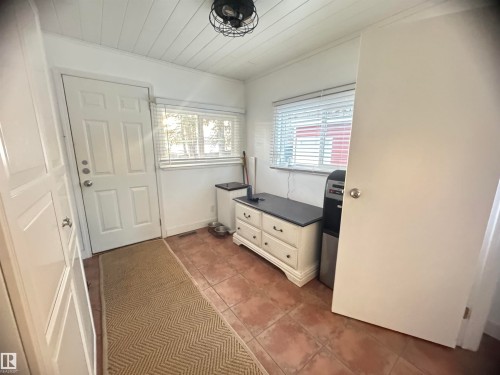 Rural Westlock County, AB - Indoor