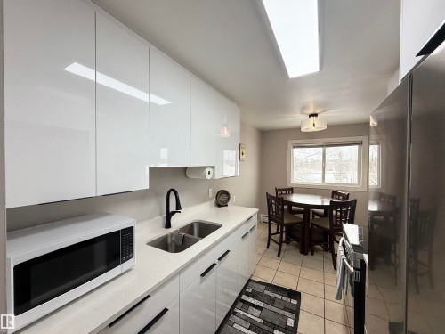 44 11265 31 Av, Edmonton, AB 