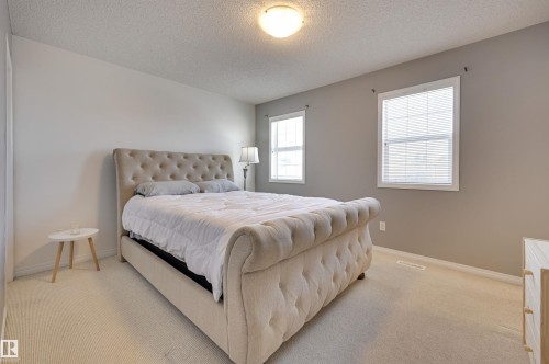 14867 141 Street, Edmonton, AB - Indoor Photo Showing Bedroom
