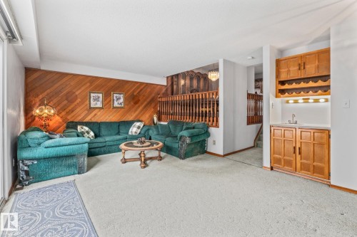 9012 184 Street, Edmonton, AB - Indoor Photo Showing Living Room